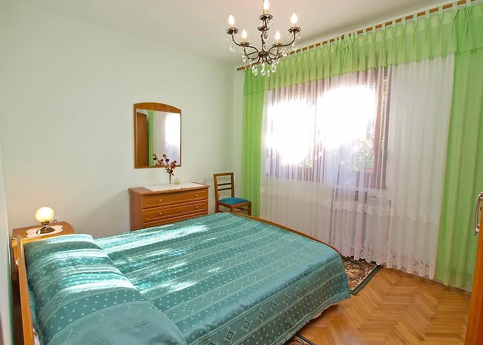 Josip 933 * Fažana