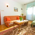Josip 933 Apartamento