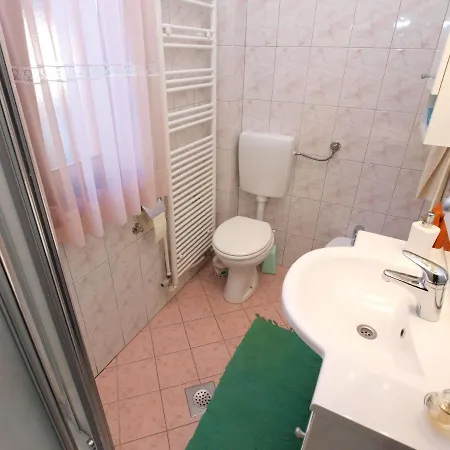 Josip 933 Apartment