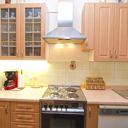Josip 933 Apartment *